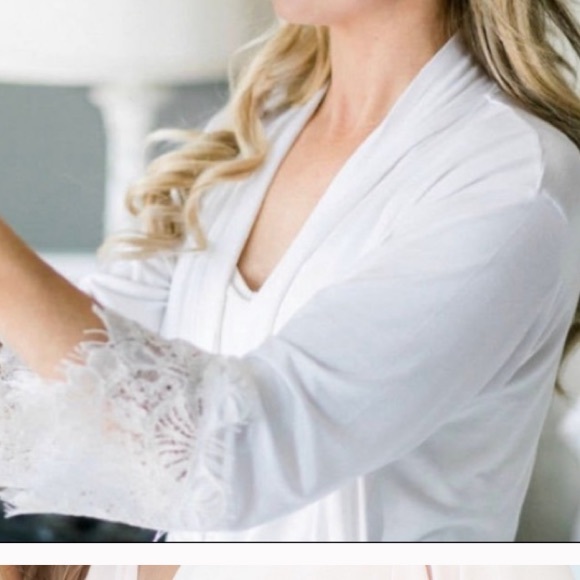 Handmade Bride Getting Ready Jersey & Lace Robe - Picture 3 of 5